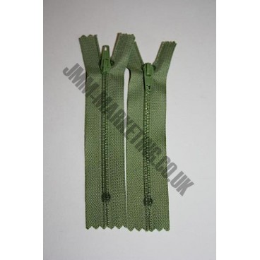 Nylon Zips 4" (10cm) - Light Green